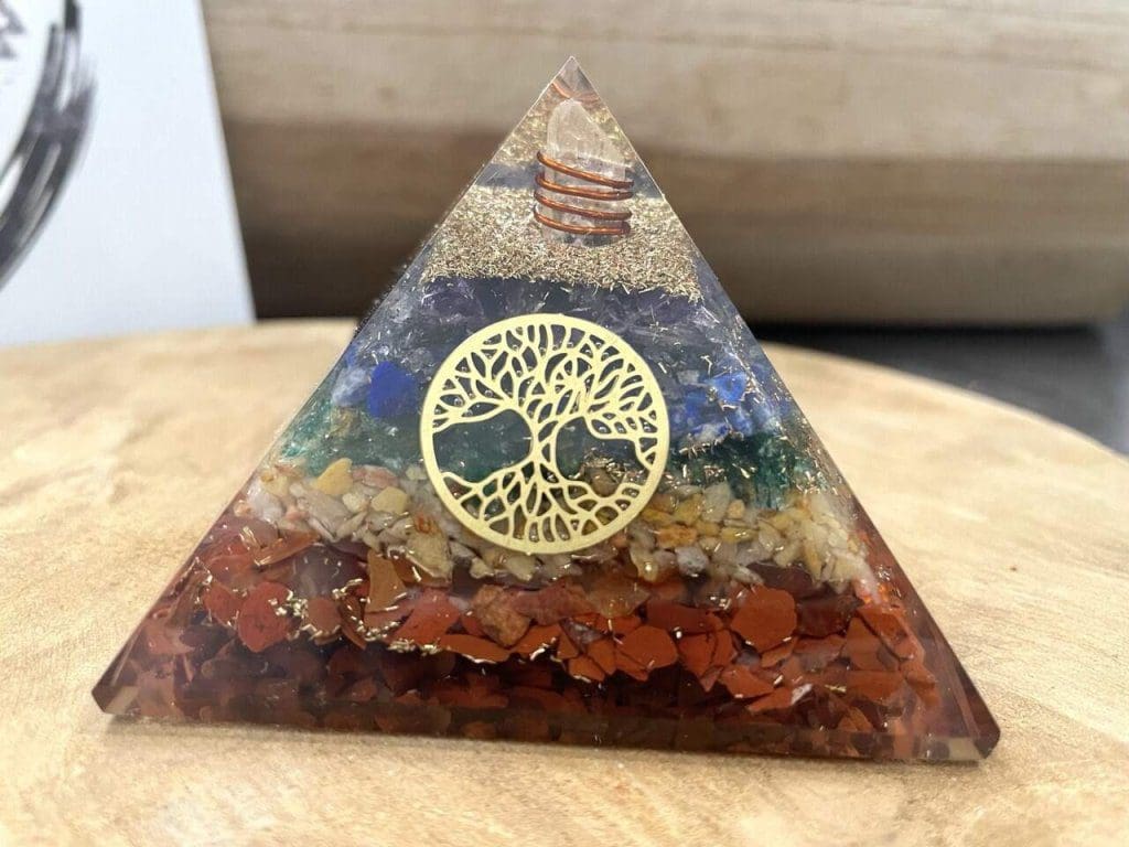 pyramide orgonite arbre de vie
