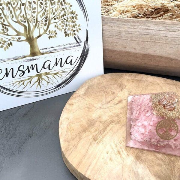 pyramide arbre de vie quartz rose