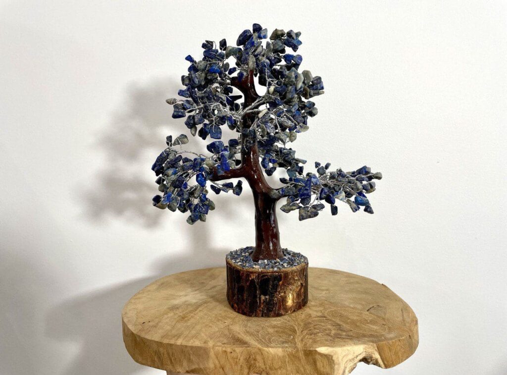 Arbre de vie en cristaux, Lapis-Lazuli, 25 cm (500 pierres) - Esensmana