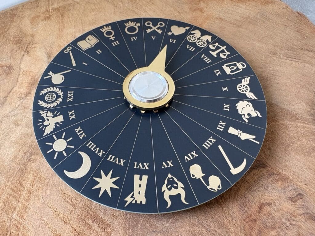 Roue divinatoire, objet unique créé par Johwan